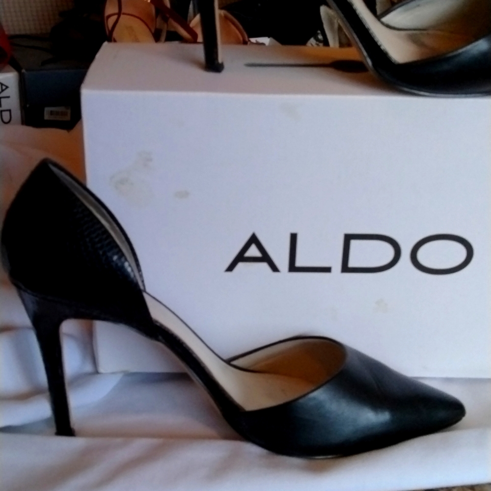 Aldo Size 10,Black leather